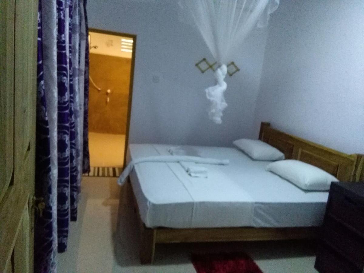 Thilina Homestay Szigirija Kültér fotó